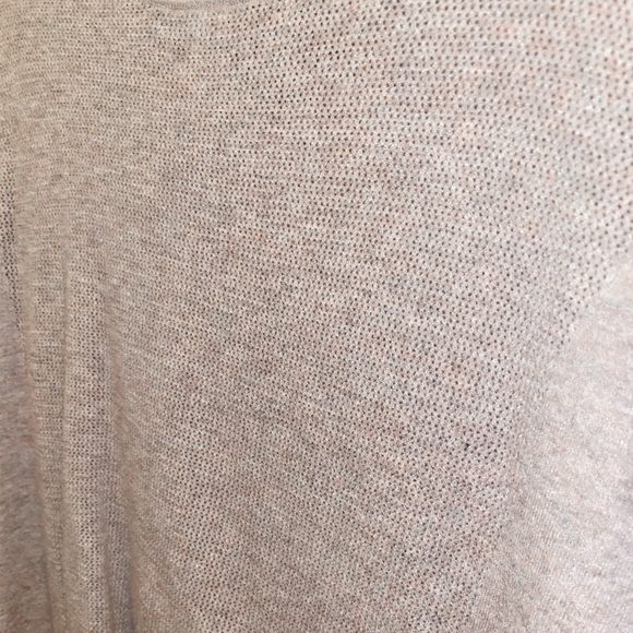 American Eagle Pullover Sweater - Picture 4 of 4